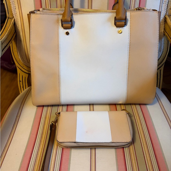 Michael Kors Tan and White Color Block Sutton Bag Set - Picture 6 of 9